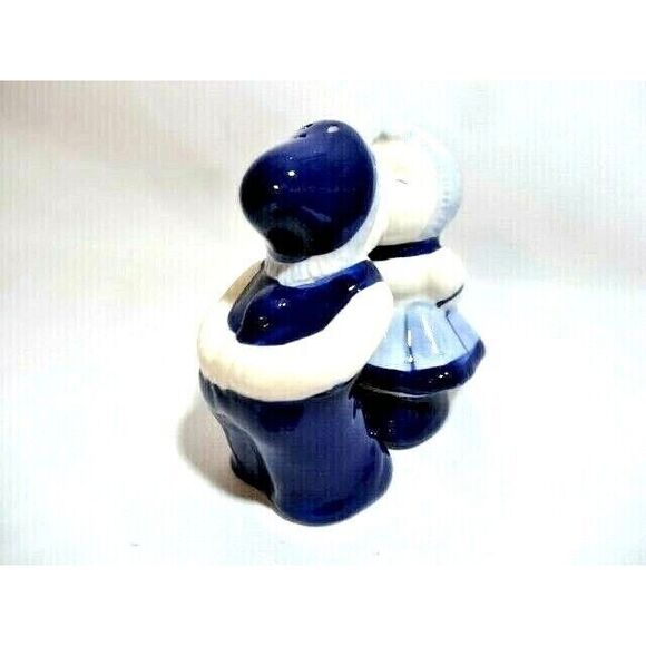 Kissing Dutch Boy Girl Salt Pepper Shakers Blue White Ceramic Kitchen Gift NEW - Picture 4 of 4